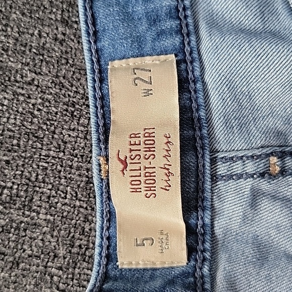 3 for $15 item🎉Hollister Short-Short High Rise Juniors Denim Shorts - Picture 3 of 4